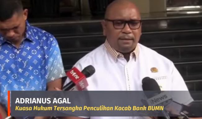 Adrianus Agal, kuasa hukum para pelaku penculikan Kacab BRI Cempaka Putih Muhammad Ilham Pradipta. [YouTube]